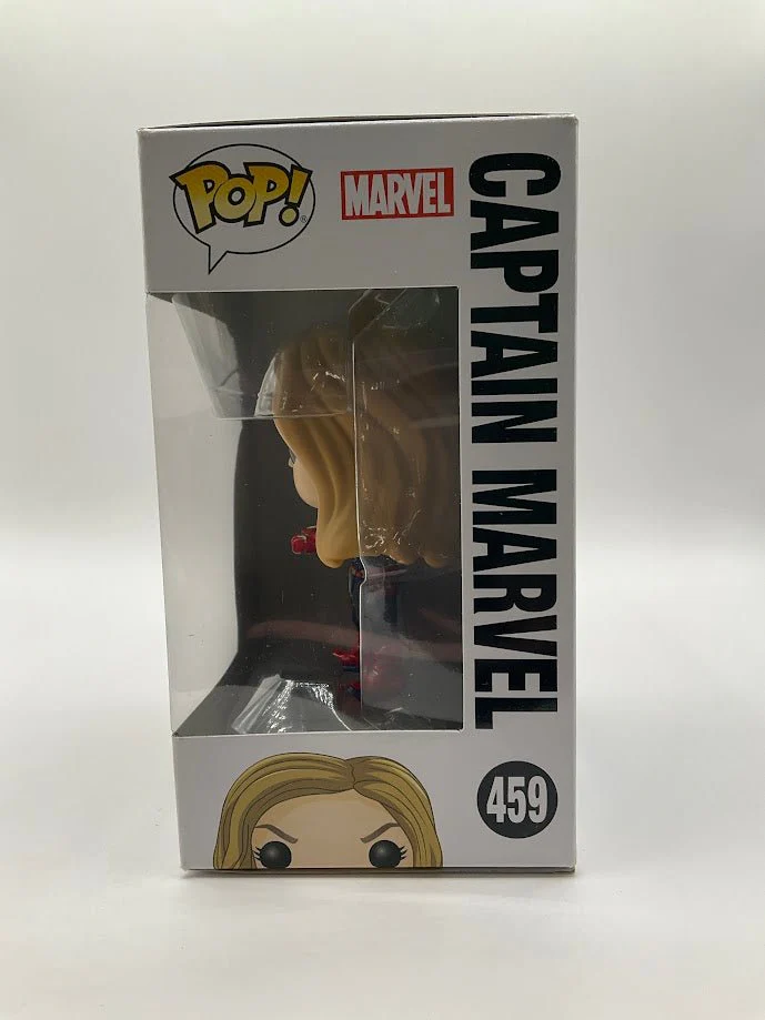 Captain Marvel Funko Pop! Marvel Avengers #459 - Image 2