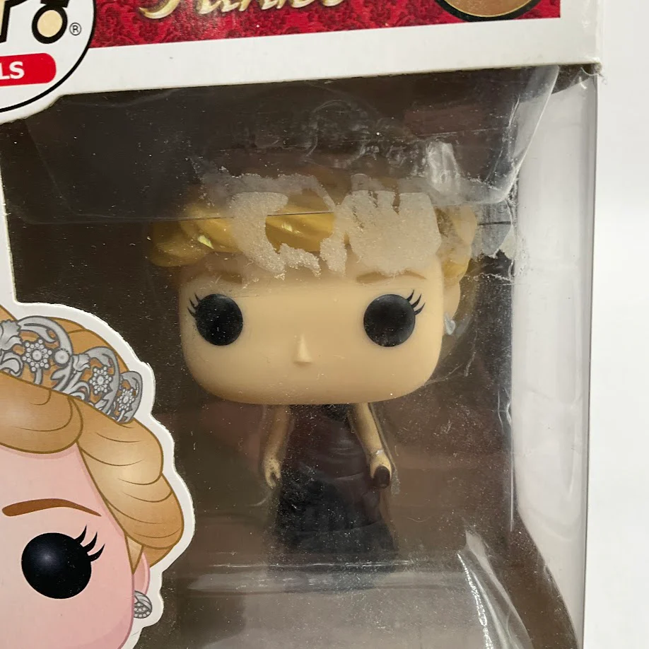 Diana (Princess of Wales) Funko Pop! Royals #03 - Image 7