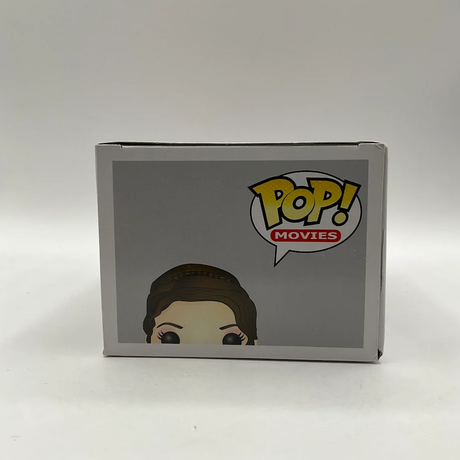 Katniss "The Girl on Fire" Funko Pop! The World of The Hunger Games #225 - Image 6