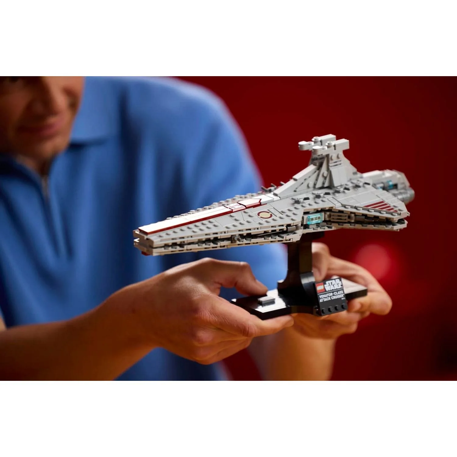 LEGO Venator-Class Attack Cruiser 75441 - Image 7
