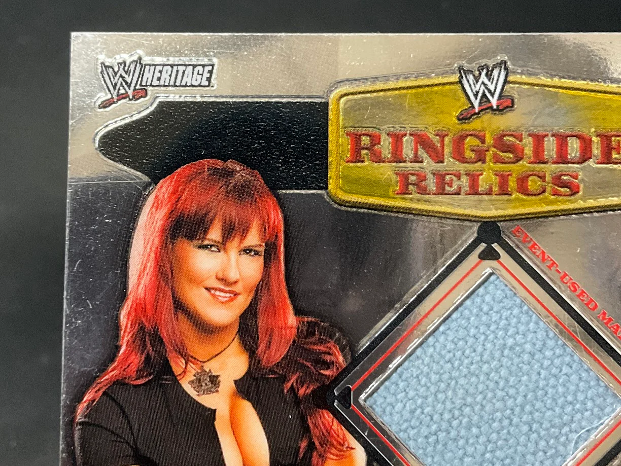 Lita / Mickie James 2006 Topps Chrome Ringside Relics Cyber Sunday Swatch - Image 4