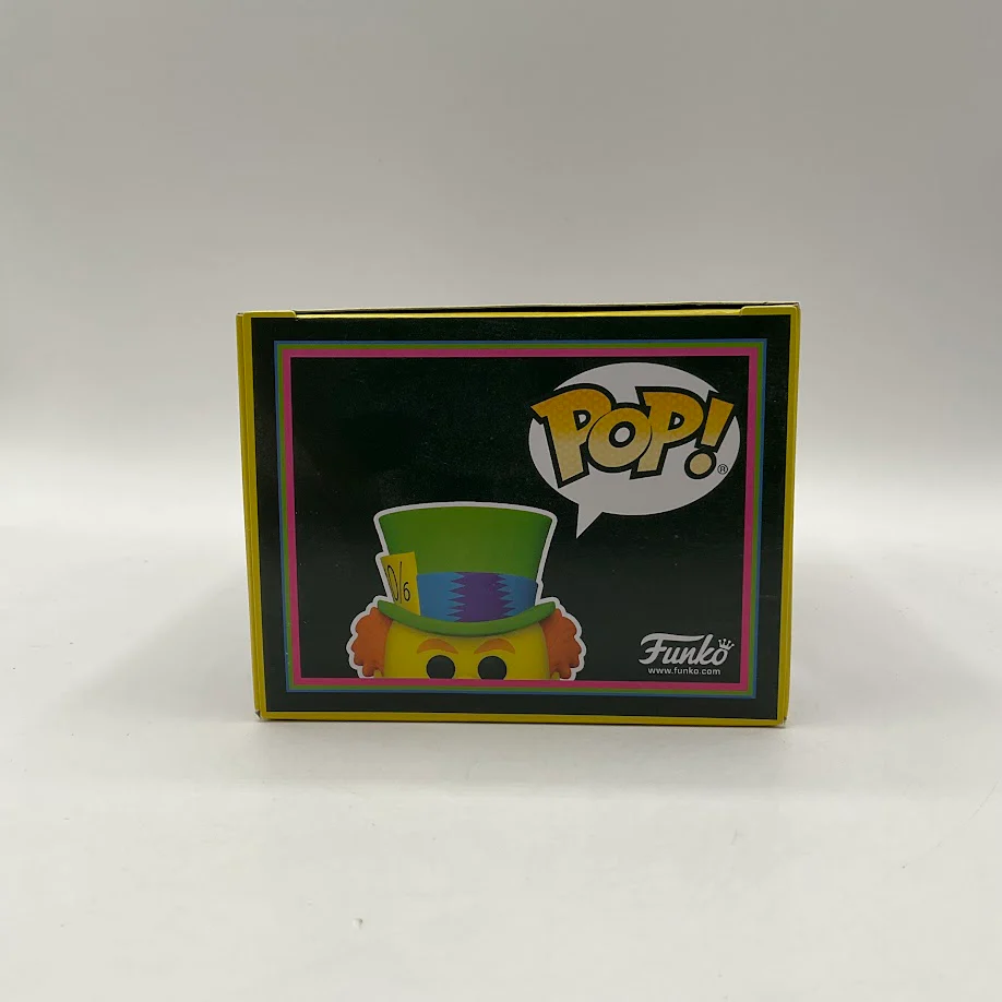 Mad Hatter (Blacklight) Funko Pop! Alice in Wonderland #1060 Funko Exclusive - Image 6