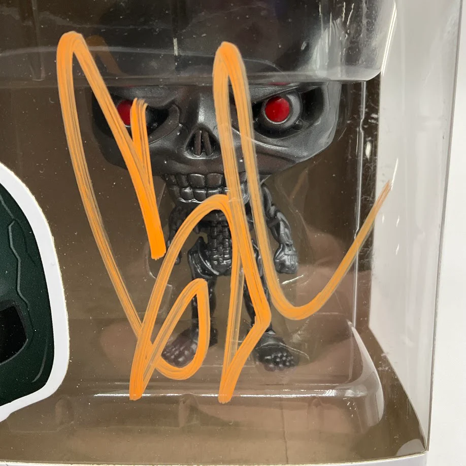 Rev-9 Endoskeleton Funko Pop! Terminator Dark Fate #820 with Gabriel Luna Auto - Image 7